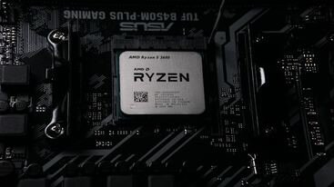 Procesador AMD Ryzen 5 5600X con 6 núcleos y 12 hilos, compatible con socket AM4, arquitectura Zen 3 y alto rendimiento para gaming y productividad.